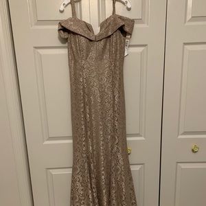 Cold-Shoulder Glitter Lace Mermaid Dress (Gold)